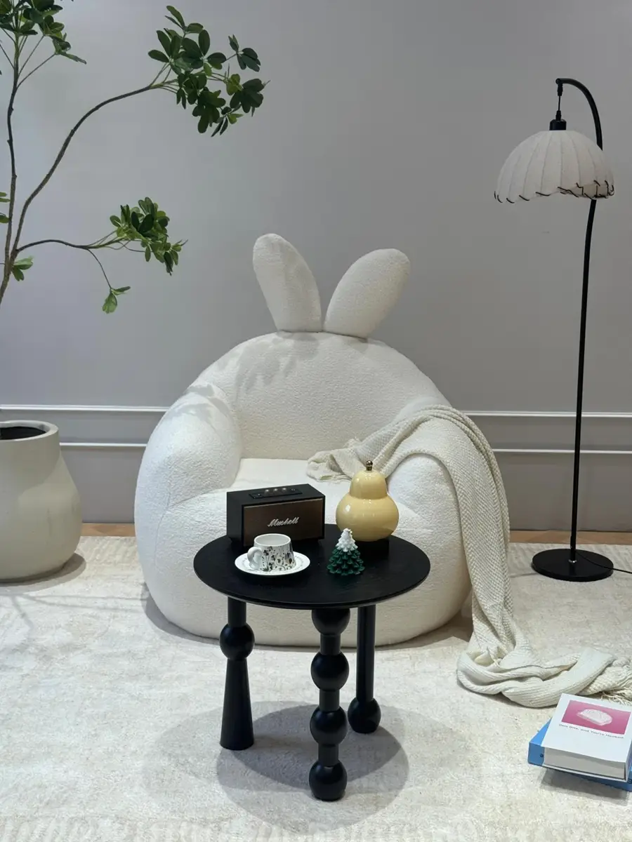 Lounge Chair — alternate view